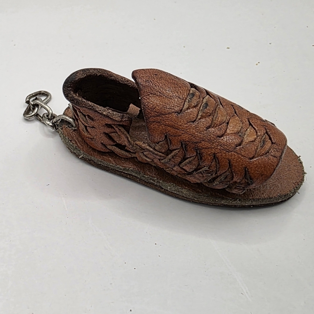 Vintage Huarche Brown Leather Keychain Sandal